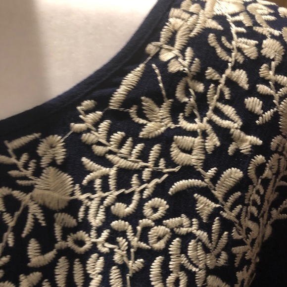 Skies are Blue Navy embroidered top in PM - Picture 2 of 3